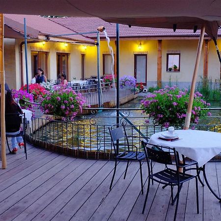 Agriturismo Cascina Madonnina Преньана-Миланезе Экстерьер фото